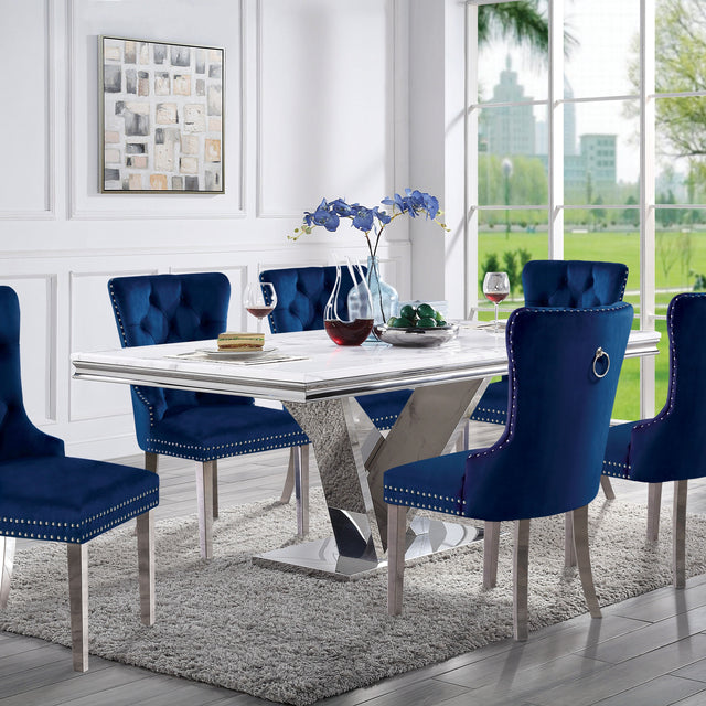 valdevers-dining-table
