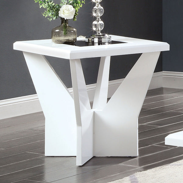 DUBENDORF End Table in White