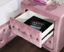 zohar-nightstand