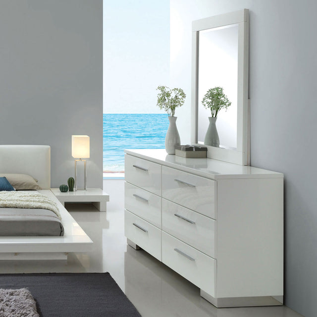 christie-dresser