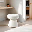 cynthia-stool