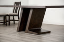 holsworthy-dining-table
