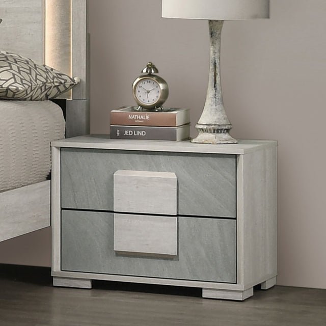 lincolt-nightstand