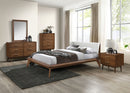 lenzburg-queen-bed