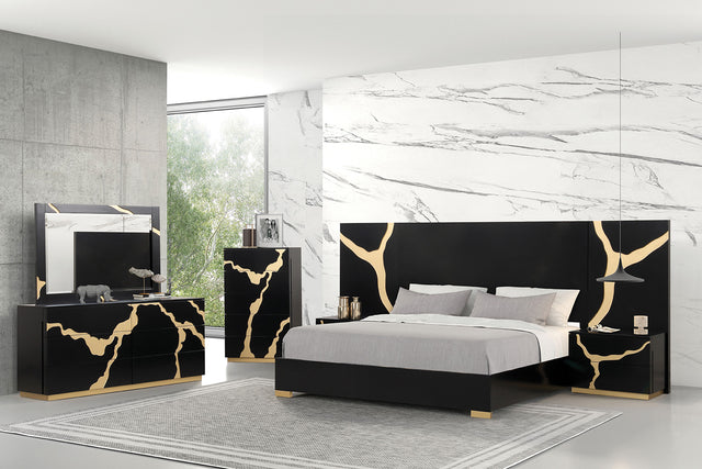 goldsberg-queen-panel-bed-with-extended-panel