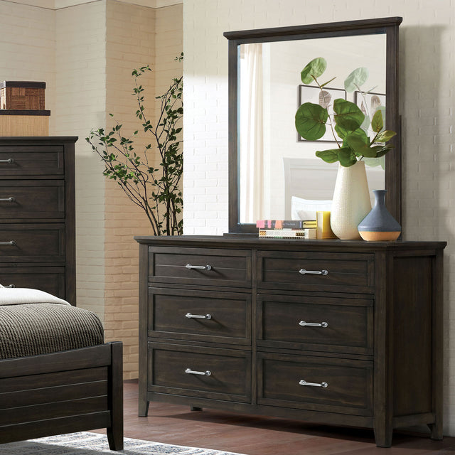 alaina-dresser