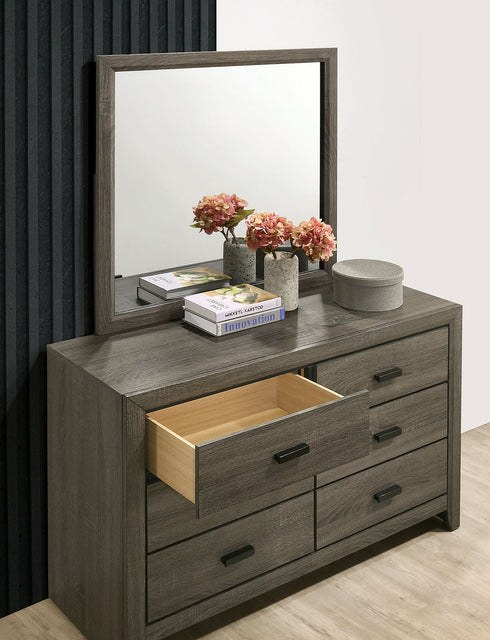 roanne-dresser